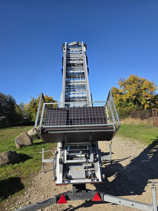 Vând lift constructii, lift exterior, nacela