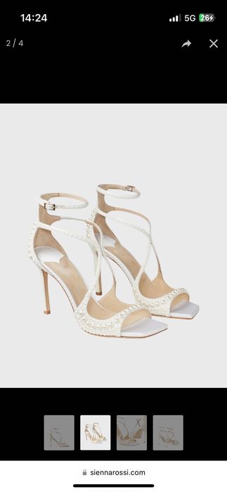 Бели обувки на ток с перли Sienna Rossi