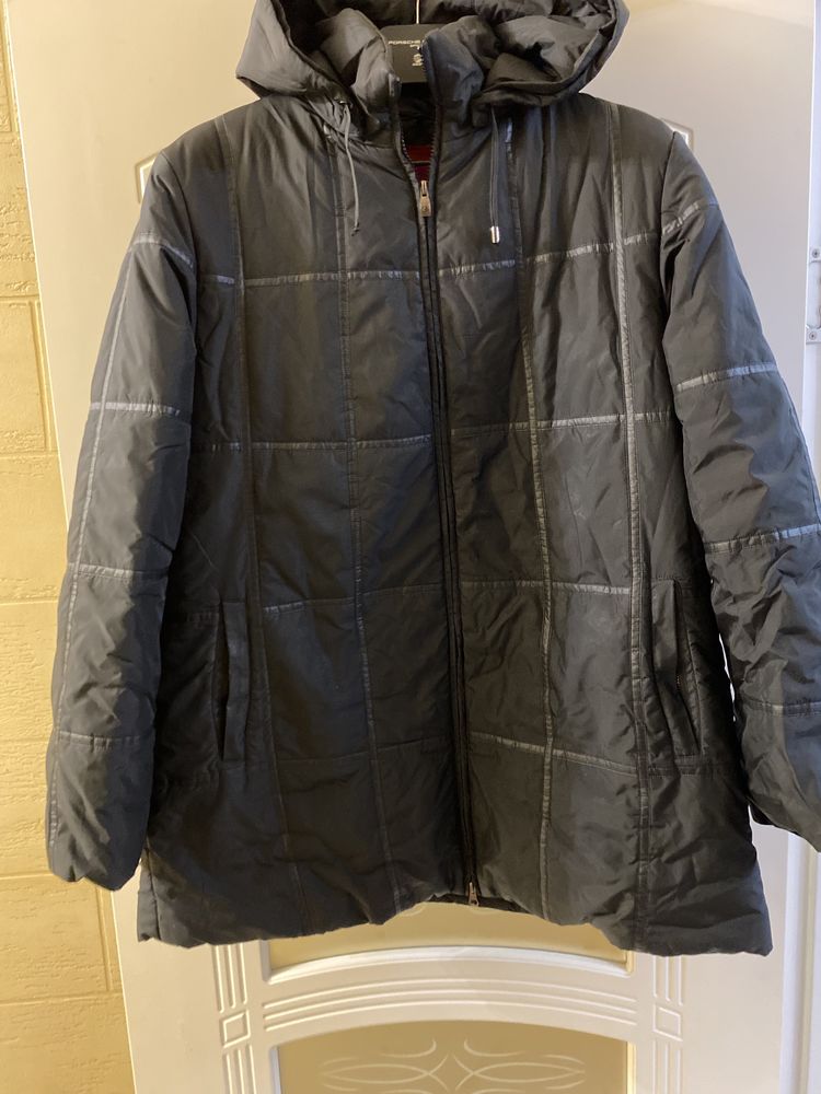 Продам зимние куртки спортивную и куртка с мехом размер 52-54