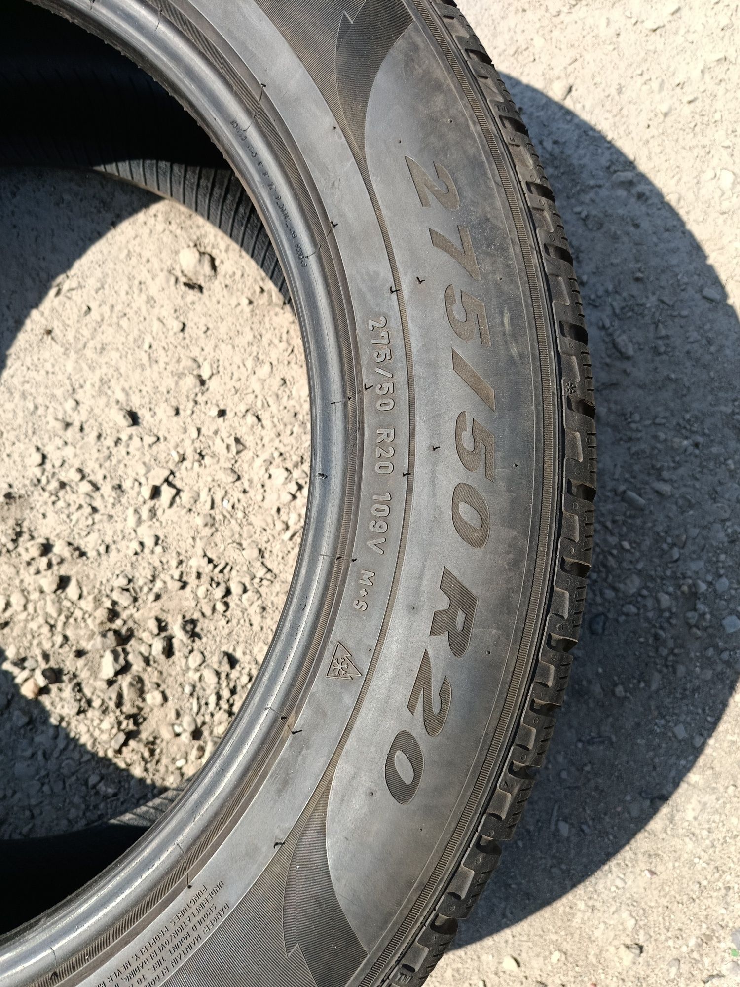 Зимни гуми -20цола -275/50-1бр.-95лв."PIRELLI"