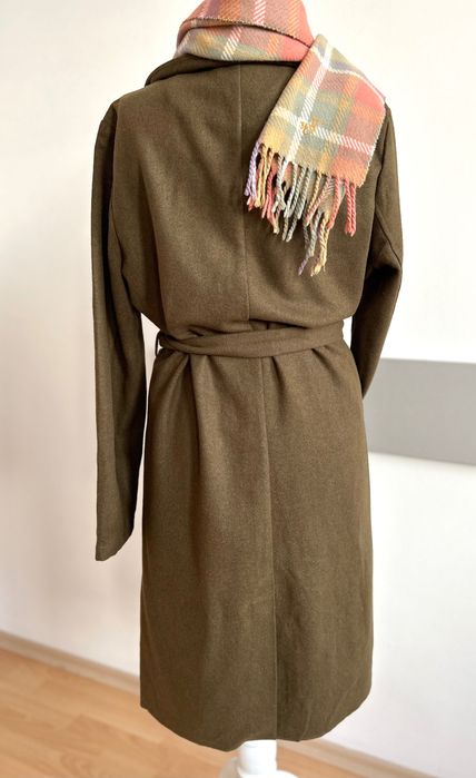 Вълнен тренч  & вълнен шал Trussardi