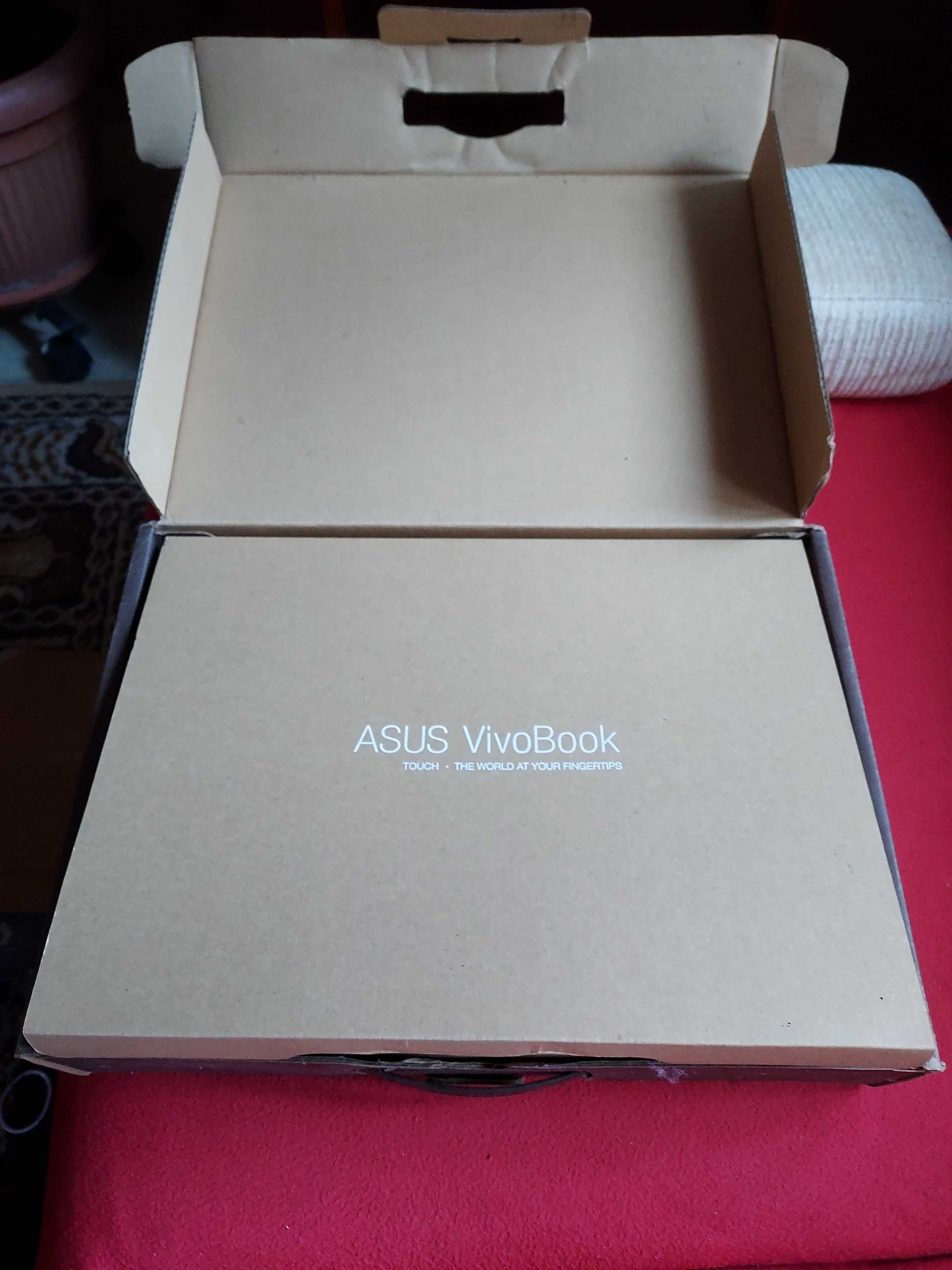 Laptop Asus Vivobook S300c cu touchscreen