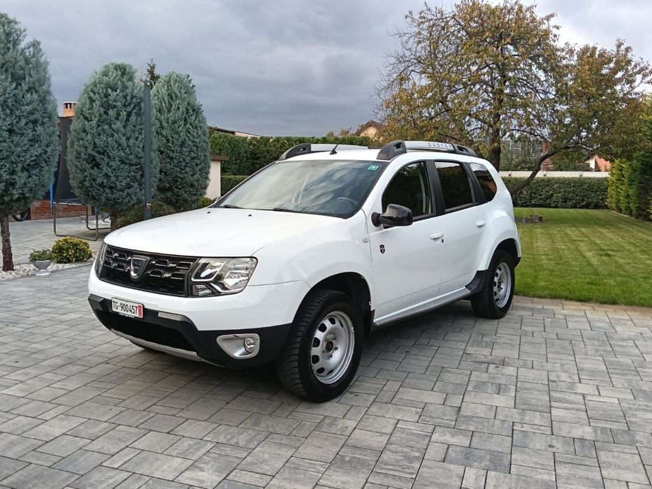 Dacia Duster Laureate 2017 1.2 TCe 4x4 Navi, Clima,Facelift