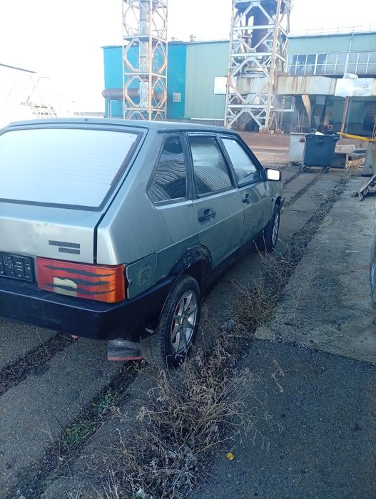 Продам девятку  ..