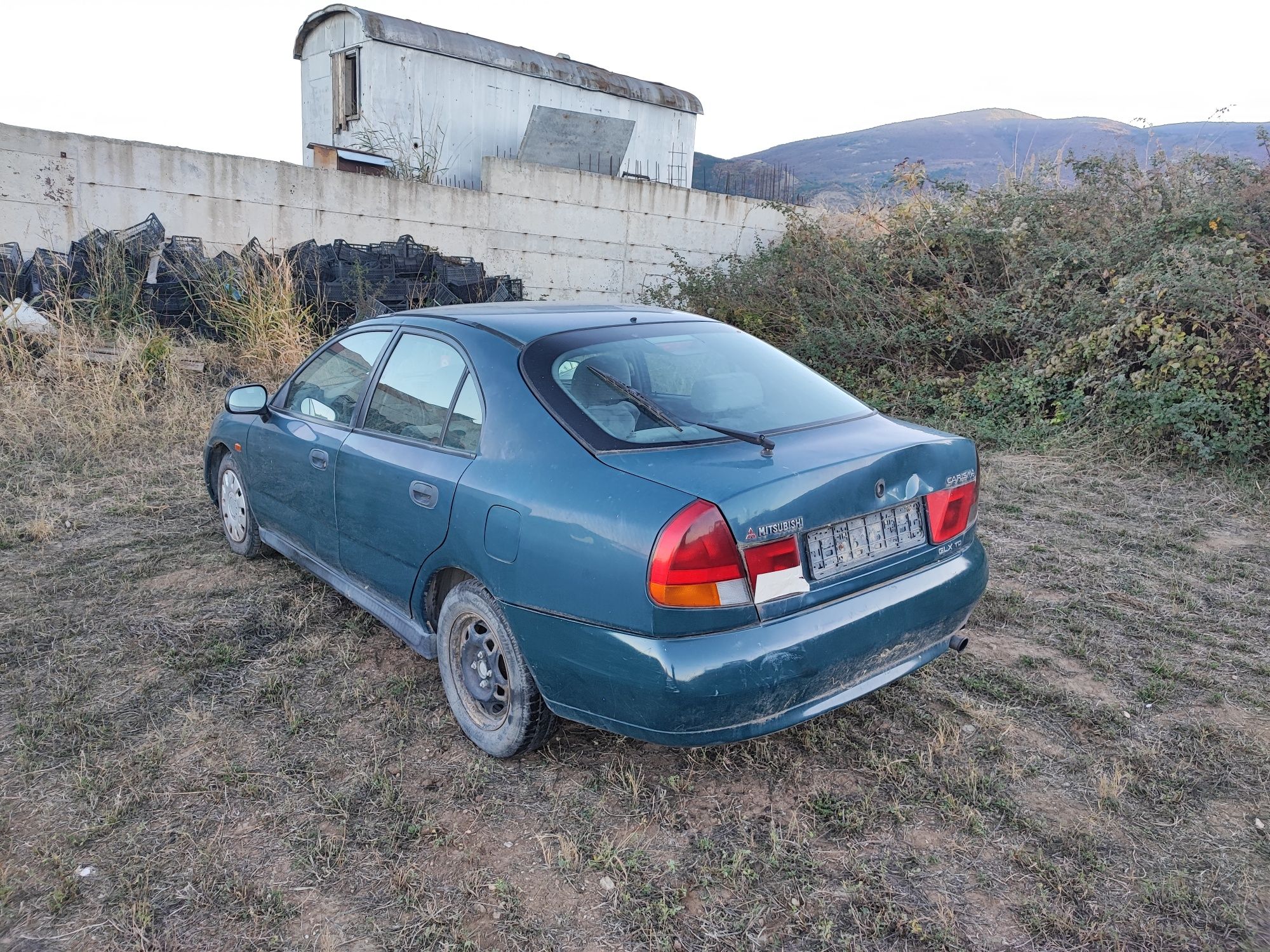 Mitsubishi Carisma 1.9 GLX TD НА ЧАСТИ