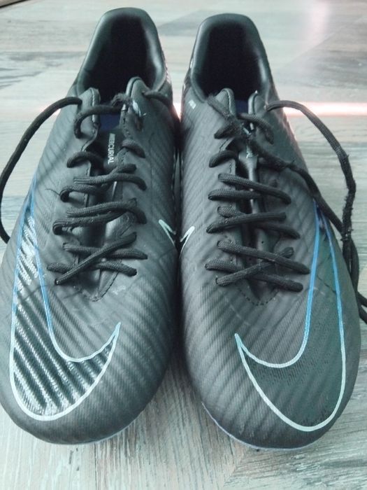 Vând Mercurial air zoom