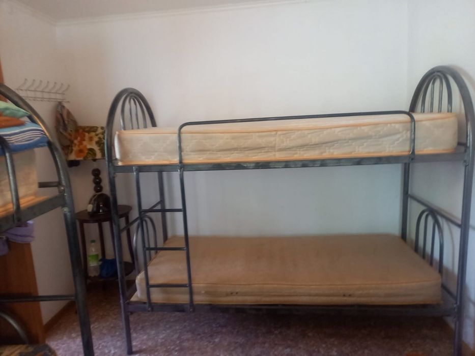 Продам двухярусную кровать