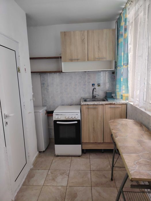 Дава се под наем Двустаен апартамент в Бургас, Лазур - 50 кв.м за 357 € - Снимка #8