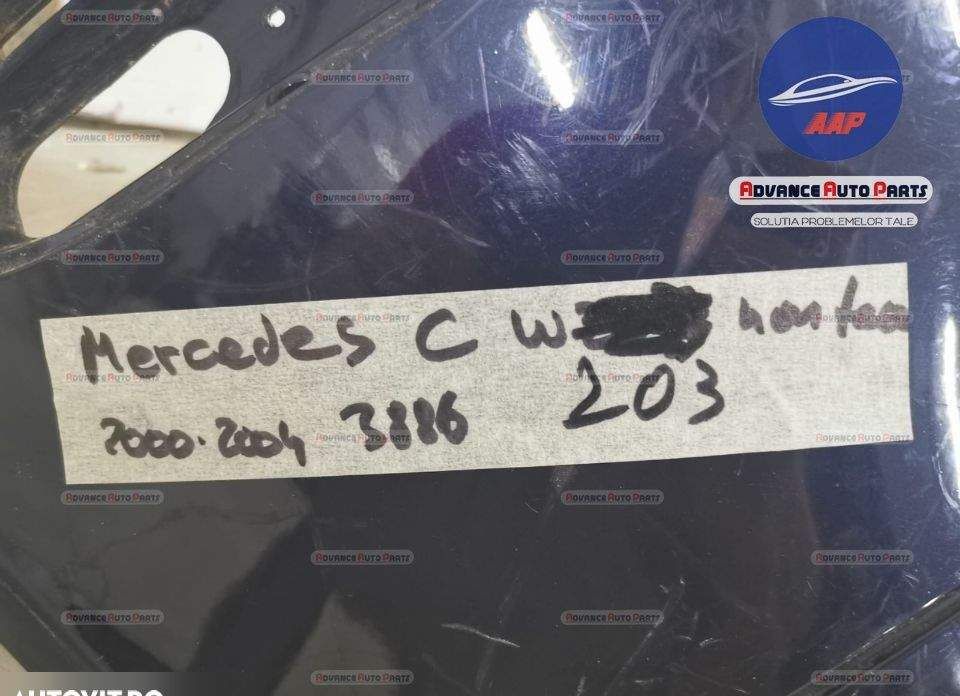 Оригинална предна броня в добро състояние Мерцедес-Бенц Ц-Клас / Merce