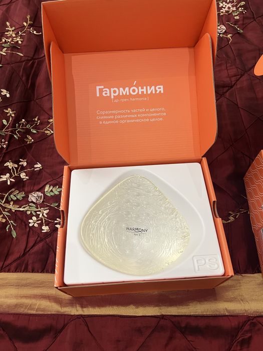 Протезы селиконовые для груди правая и левая