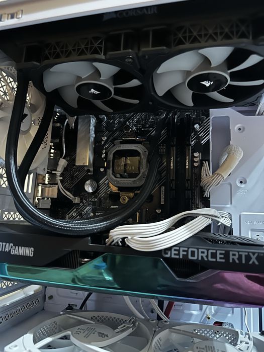 Sistem gaming AMD Ryzen 5 5500, RTX3070, 32gb 3600mhz