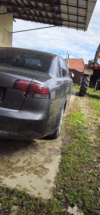 Audi a4 b7 întreg pentru dezmembrat
