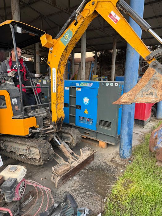 Miniexcavator JCB 16C-1 T3