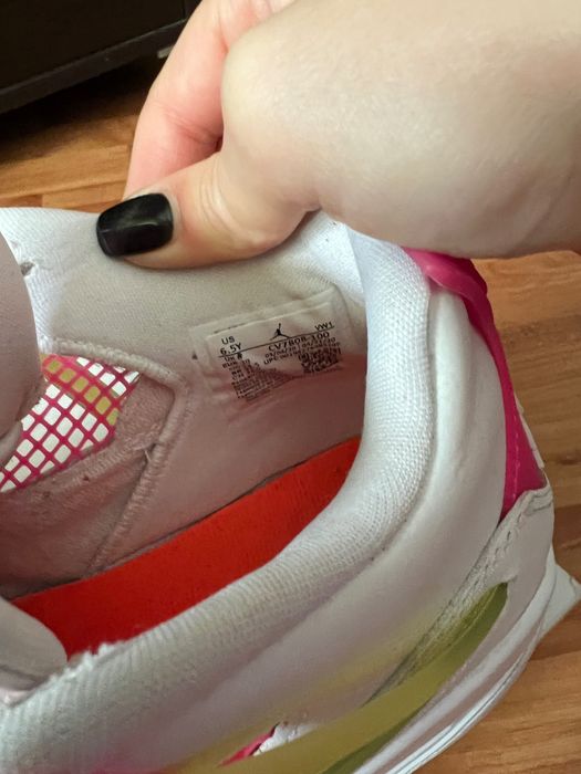 Air Jordan 4 white lemon pink