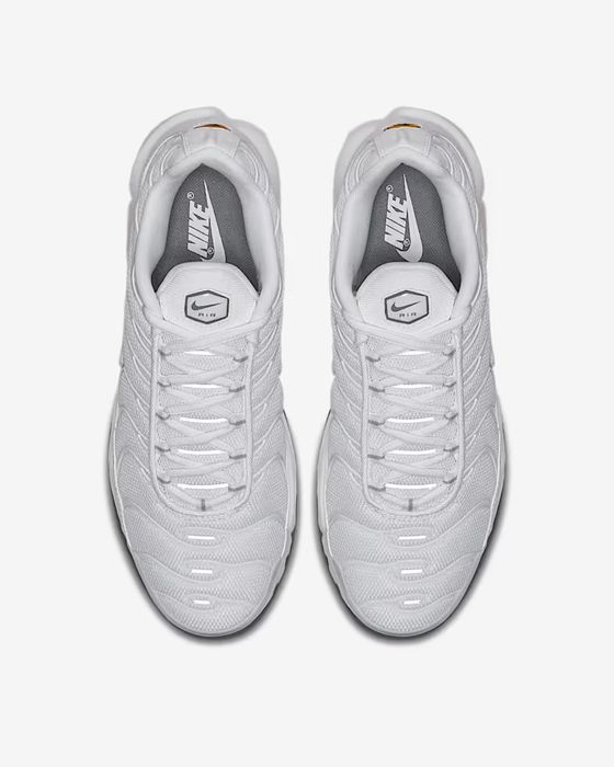 НОВИ! Nike Air Max Plus Tn "Triple White"