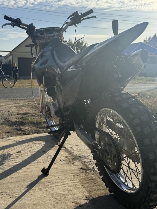 Мотоцикл эндуро…….