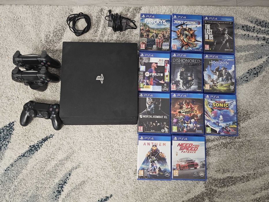 PlayStation 4 Pro 1TB + 3 controllere + stand original Sony + 11 joc