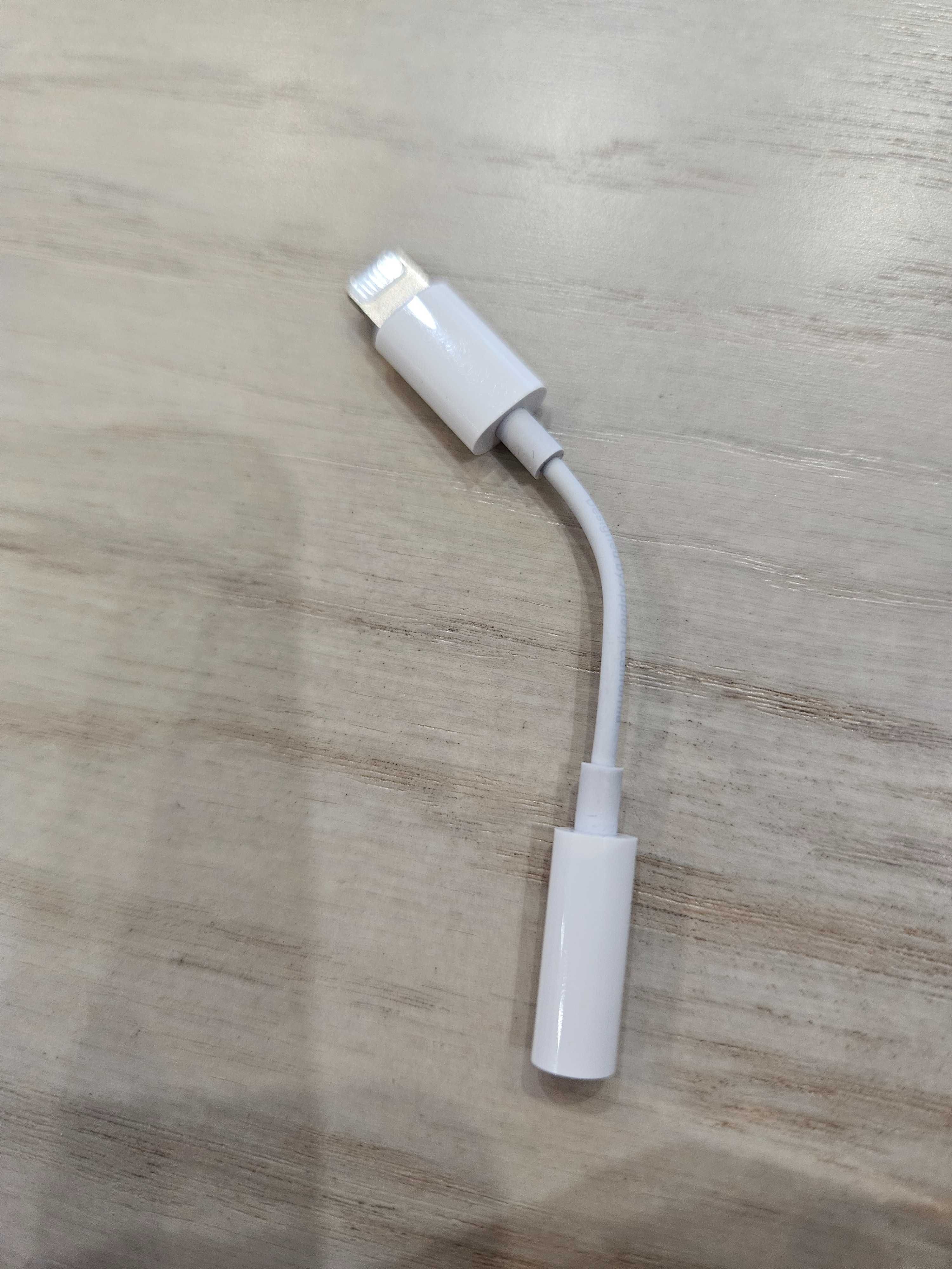 Адаптер Lightning jack, съвместим с iPhone, 3,5 mm жак.