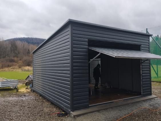 Garaj modular din panouri sandwich 3.2 x 5.5m