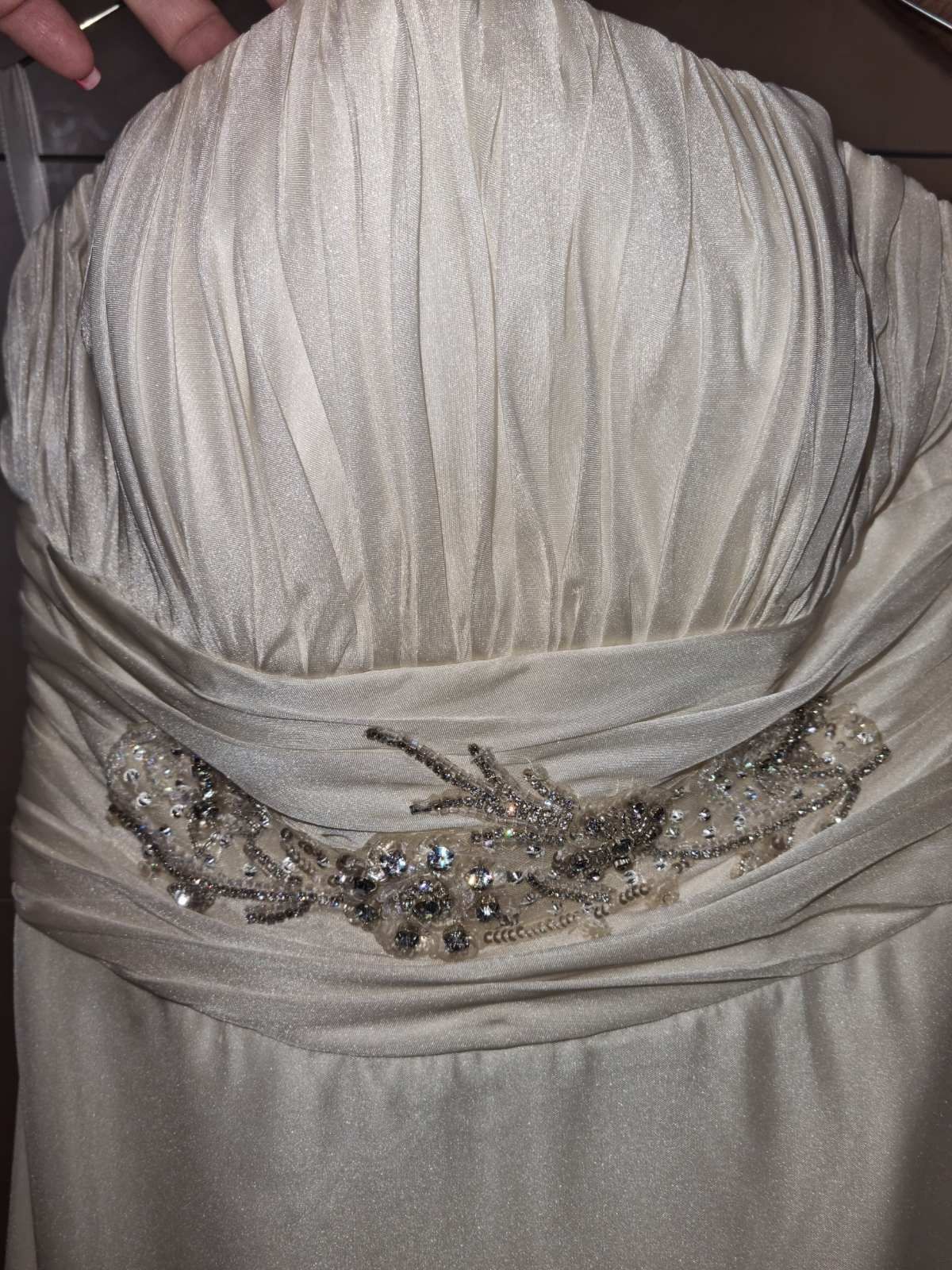 Булчински рокля Сваровки
