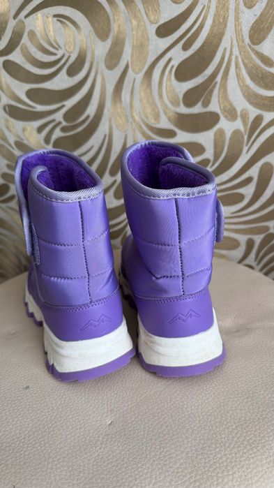 Зимни ботуши, р. 33