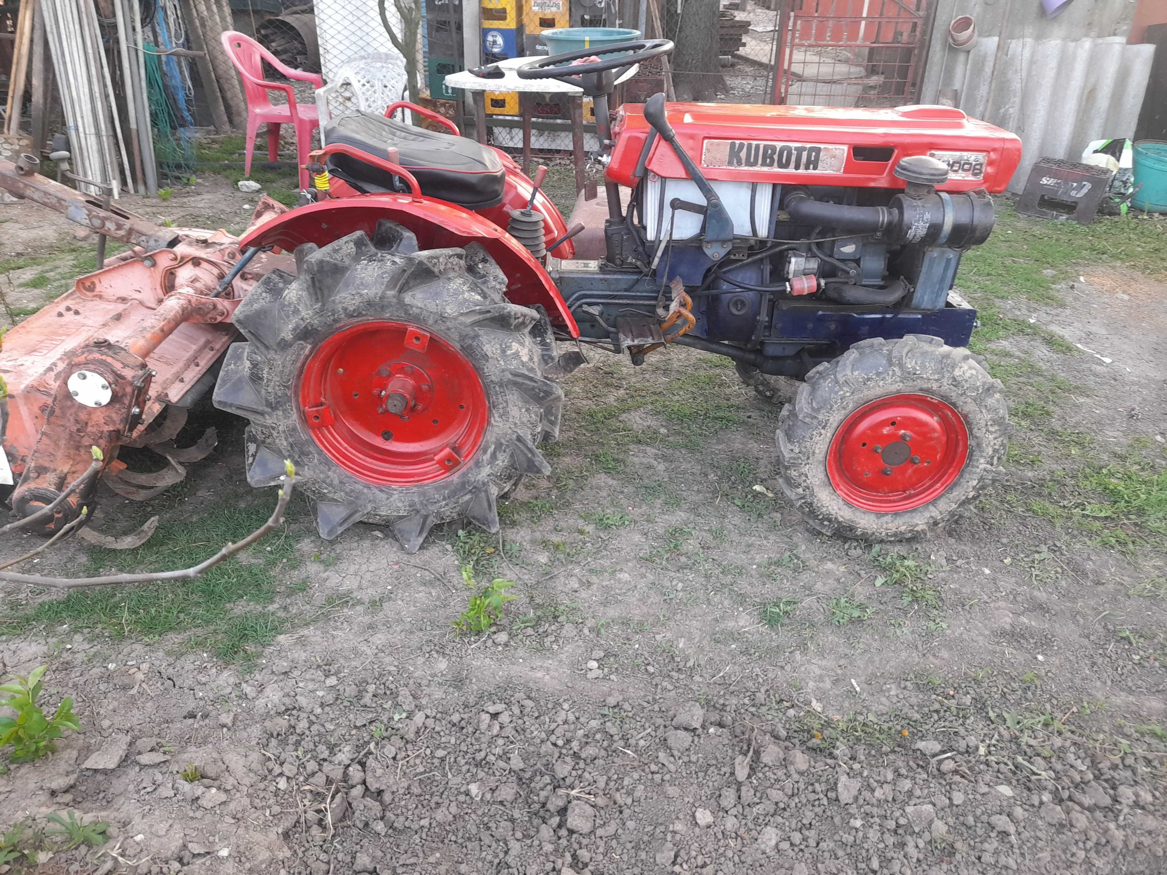 Tractor Kubota B7000, 4x4, 13CP, 2 cilindri