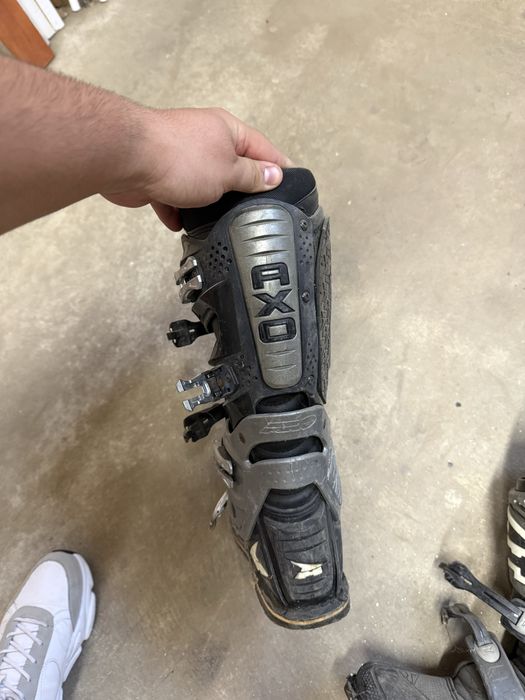 Vând Echipament enduro/motocross