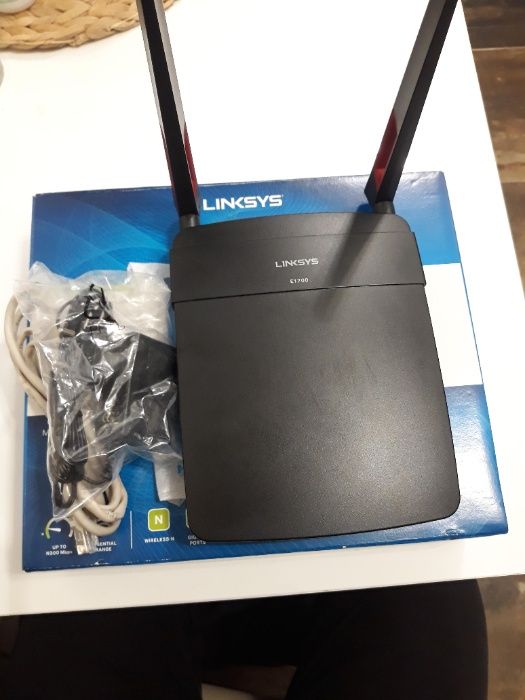 Linksys E1700 N300 WI-Fi router бърз рутер