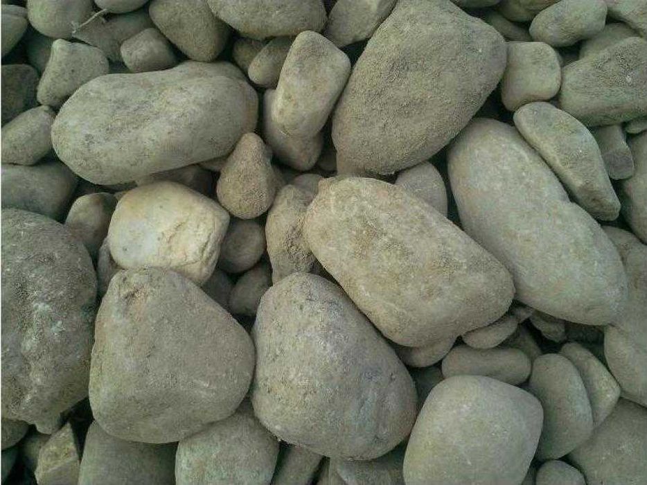 Balastru / pamant negru/nisip/ Sorturi de balastiera/ piatra concasata