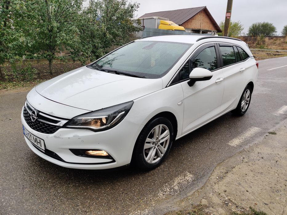 Opel Astra K Tour 1.6 TDCI