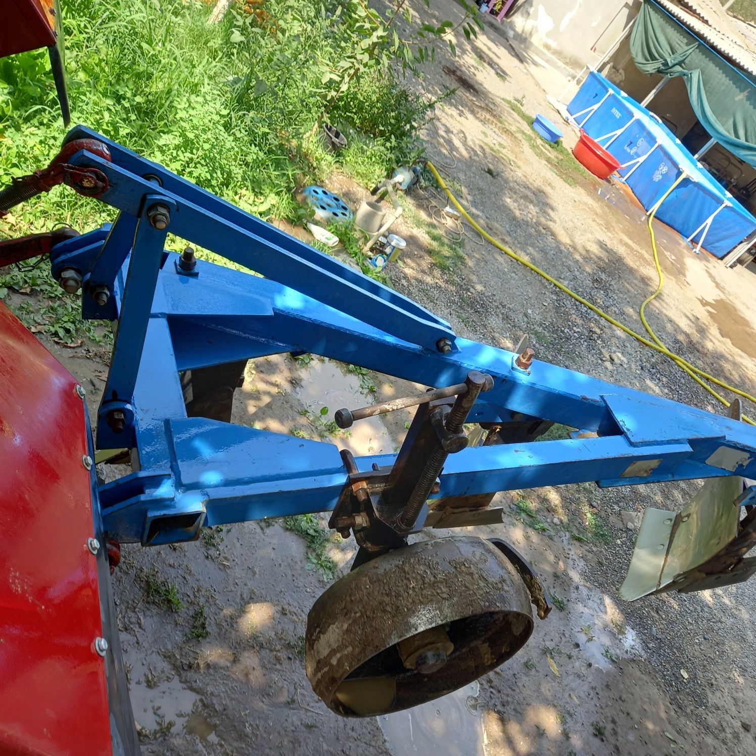 плуг заводской 3х1
