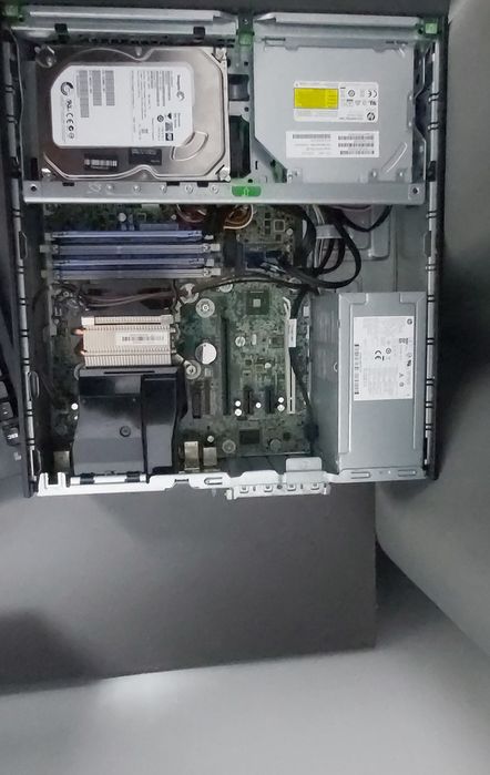 Calculator birou sau cu posibililtate de gaming