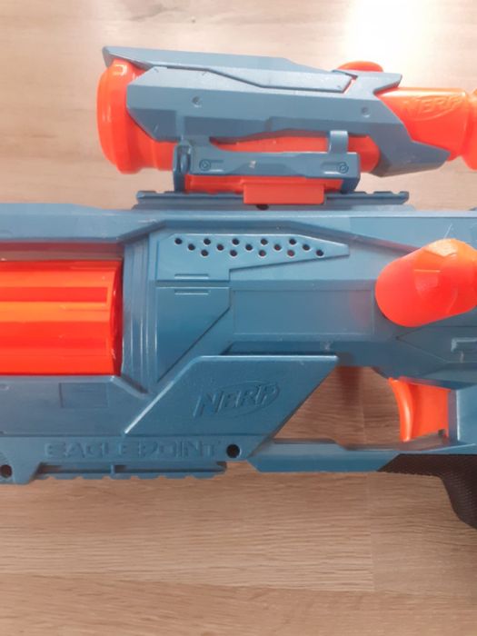Vand pusca nerf eaglepoint ca si noua