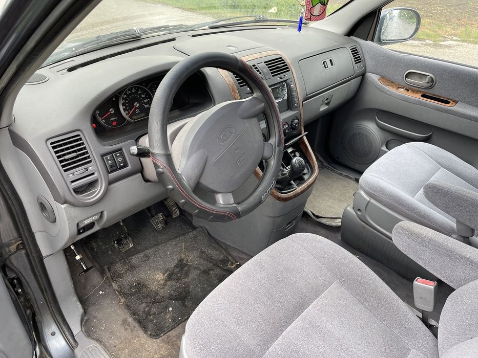 Kia Carnival 2.9 на части