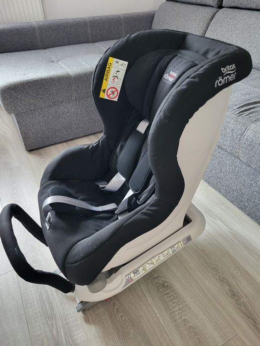 Scaun auto bebe britax romer