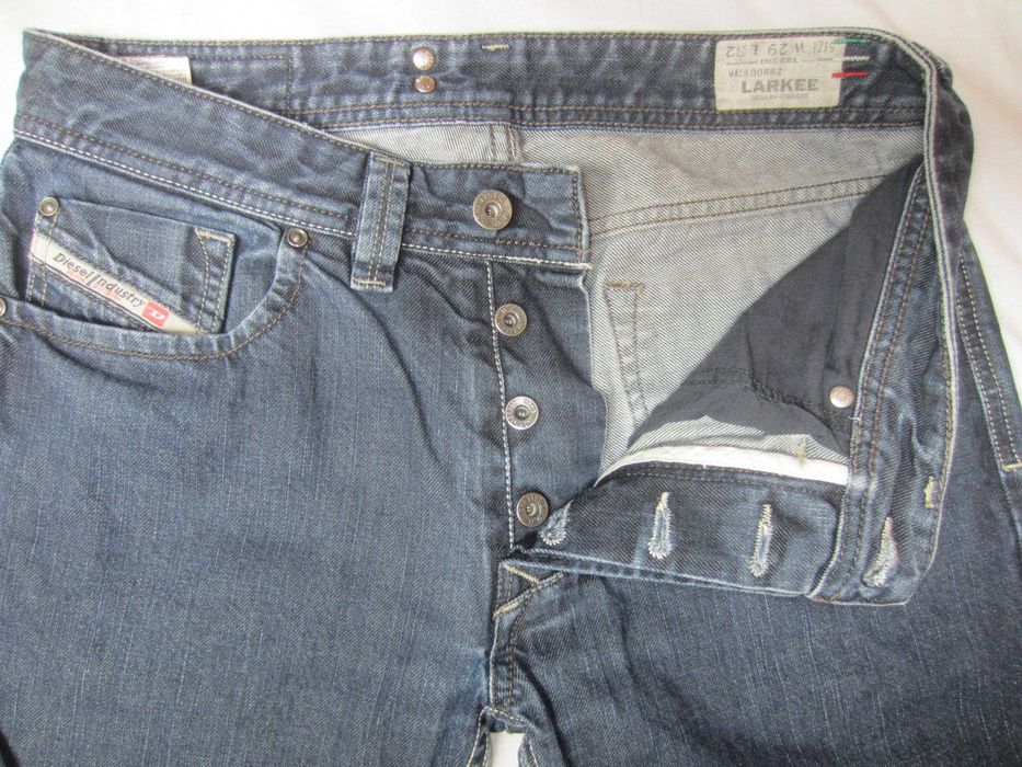 Blugi Diesel LARKEE, W29 L32,Talie=78cm,Lung=102cm,drepti