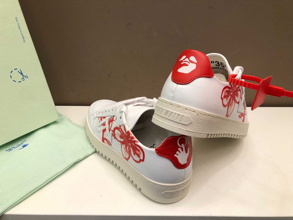 Off-White sneakers 35 si 36, autentici, full box, retail 525 euro