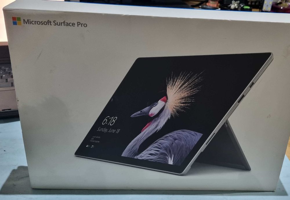 Microsoft Surface Pro 5 1796 - defecta