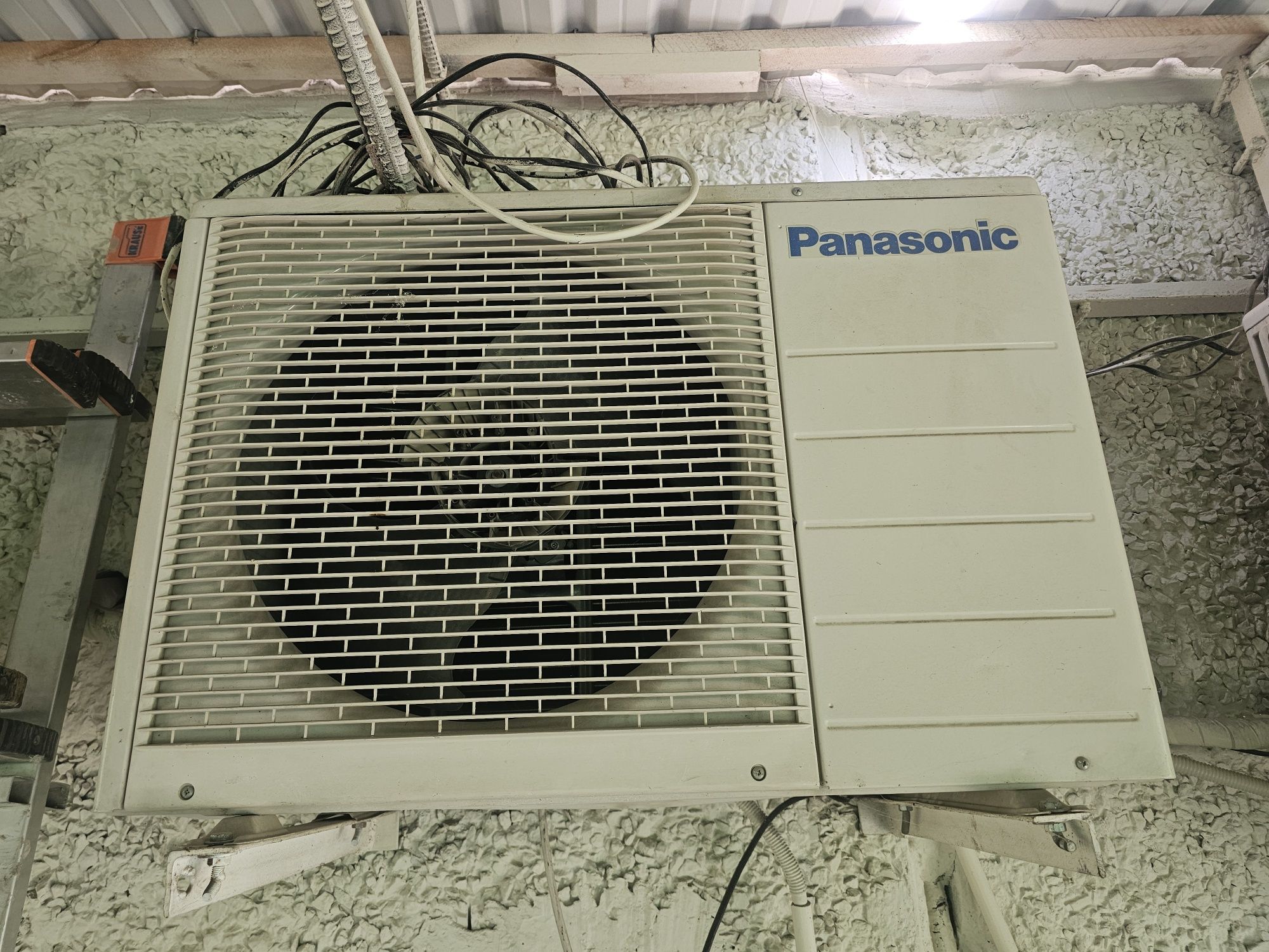 Срочно продам кондиционер зималето panasonic 12 ON OFF  зималето. .