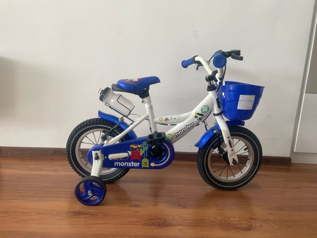 Продавам почти чисто нов детски велосипед Moni Monster 12" в гаранция