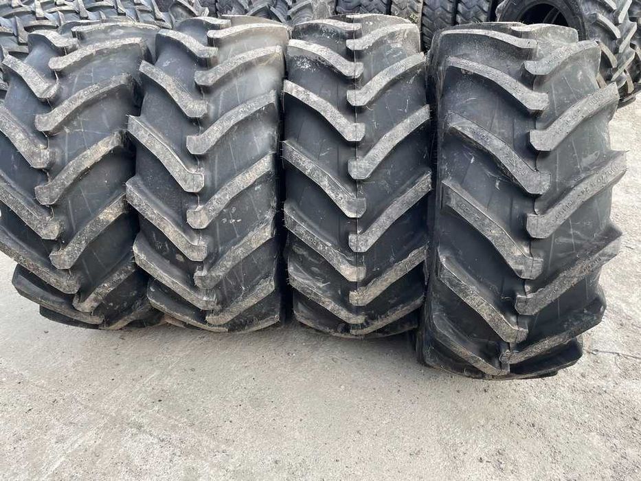460/70 R24 Radiale de MANITOU Telescopic Garantie 17.5L-24