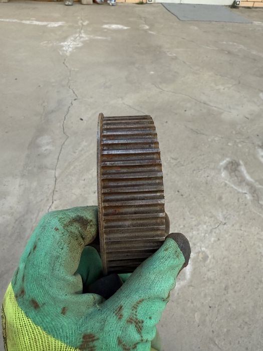 Шкив Распредвал сатылад альфартын 3.0тікі срочно