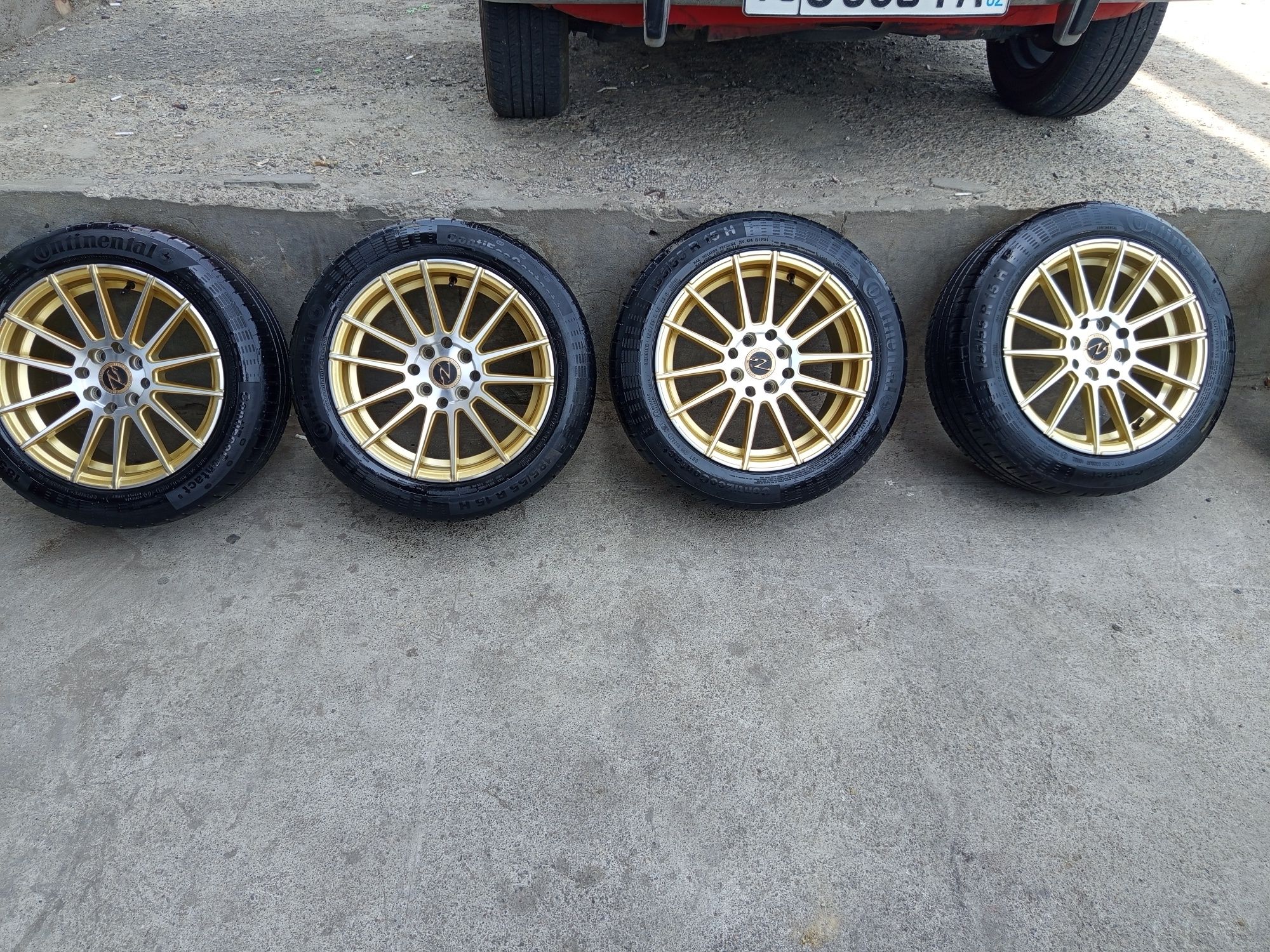 15 R universal BMW madel
