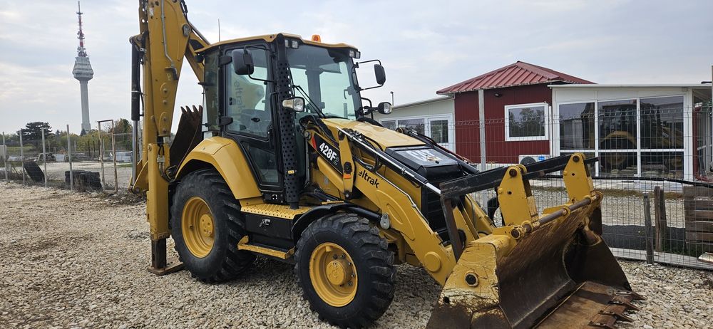 Конбиниран Багер Cat 428f2