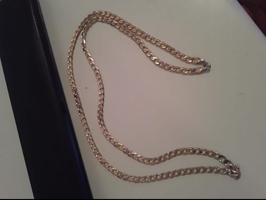 Продам Женскую цепочка бижутерия