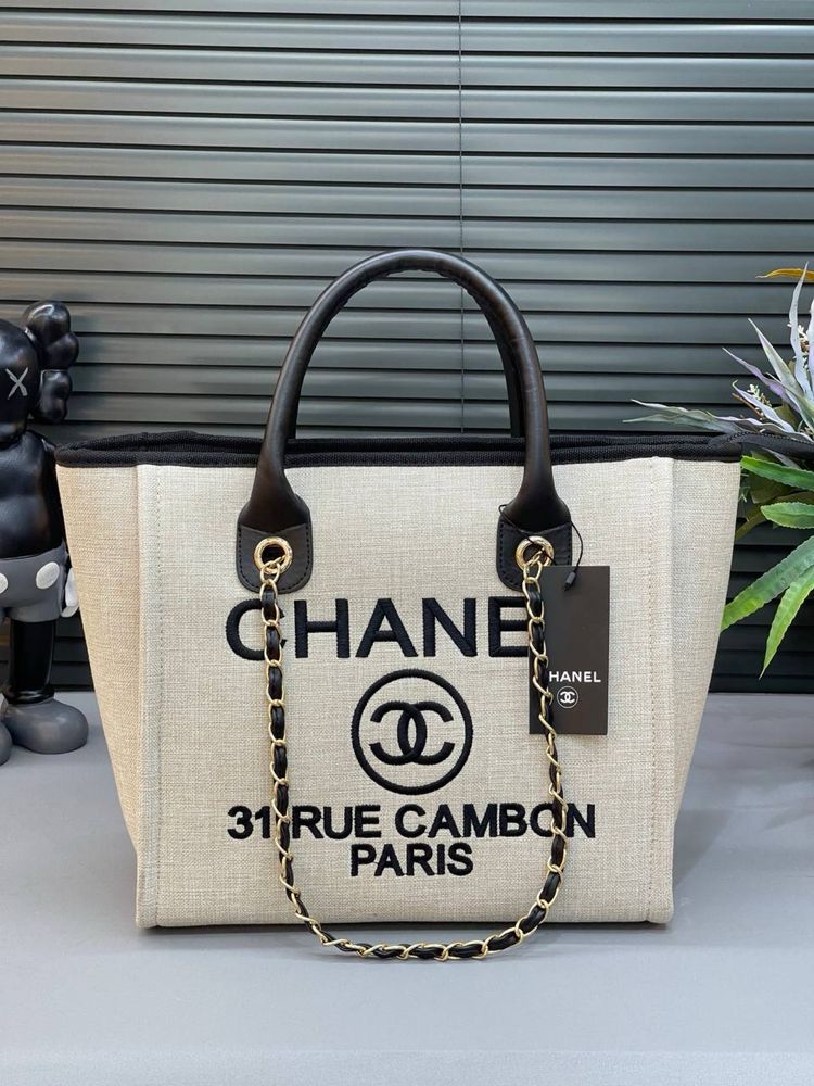 Geanta Chanel Noua !!! Dimensiuni 40/28 !!!