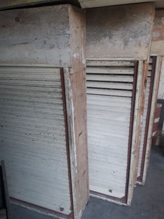 Geamuri cu / fără rolete