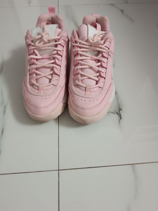 Adidași Fila mărimea 37 cu 1/2