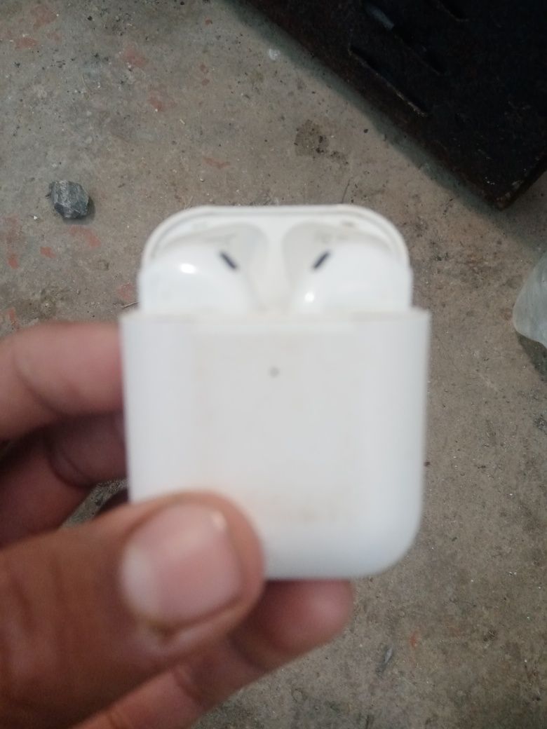 Airpods 2  или 3