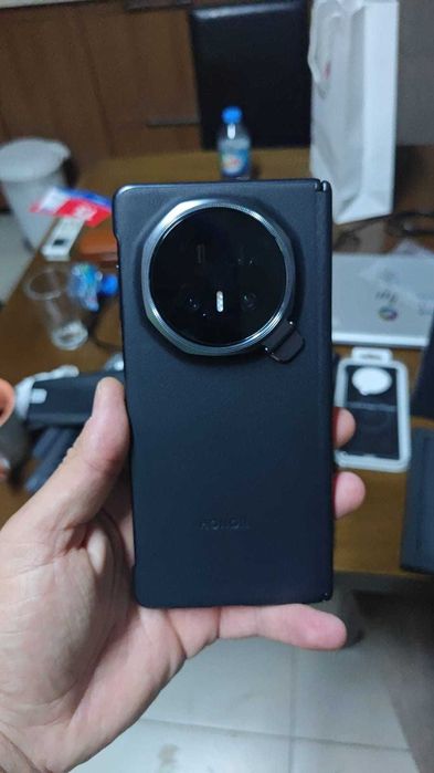 Honor Magic V5 32gb ram 512gb Nou + buds + 2xHuse + Smart Watch Honor